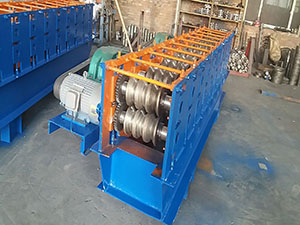 泊頭圓管改壓方管機械